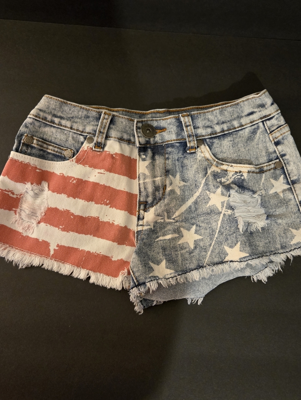 Designed by Los Angeles the Classic Denim Shorts Patriotic Flag Girls 12